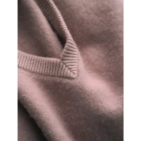 MAATEE&SONS CASHMERE 圧縮V SWEATER