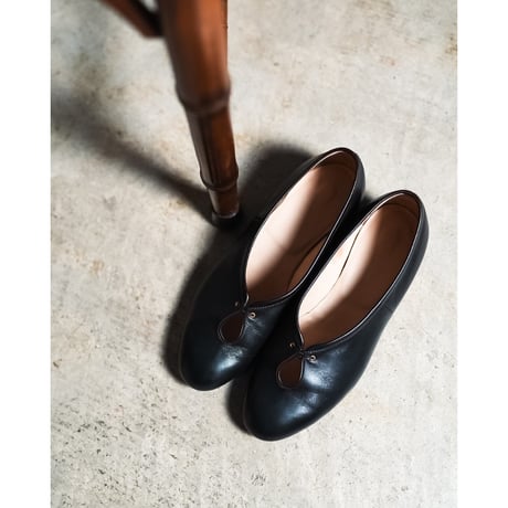 【post production】tear pumps サイズ5 CATEGORY Post Production | MusterWerk