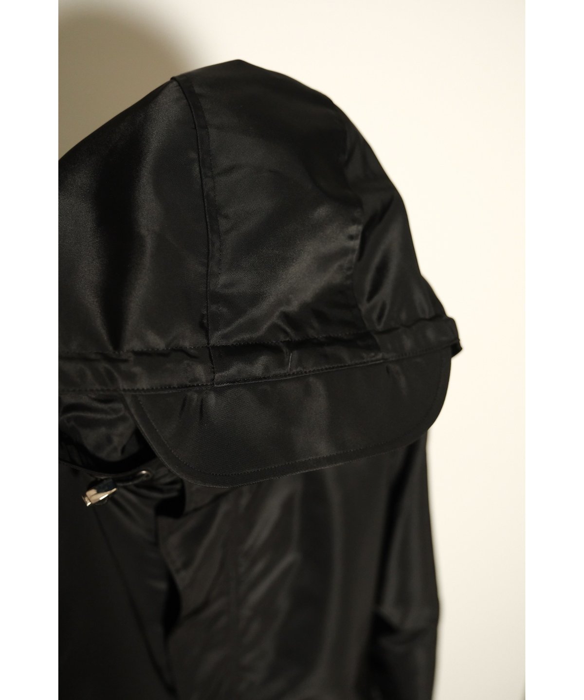 THE CLASIK HOODED JACKET