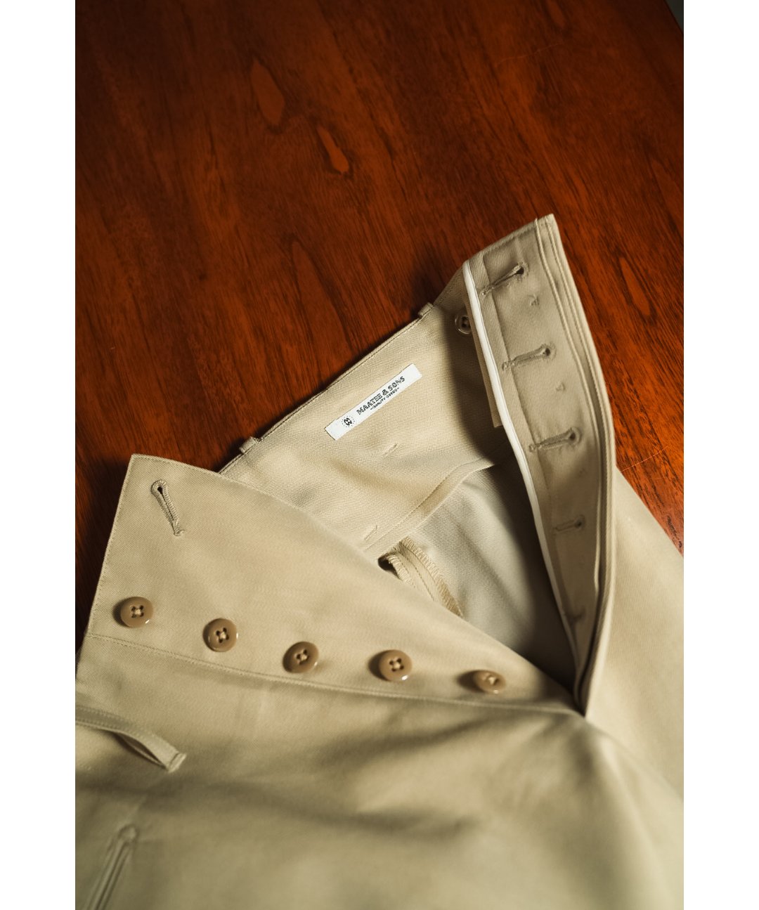 MAATEE&SONS CRISPY CHINO | MusterWerk