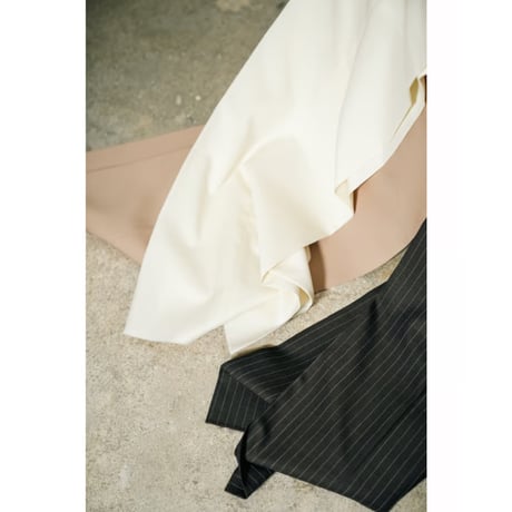 BIBOJA Ex. High Waisted Flare Trousers - No Pleat/Slanted Pockets