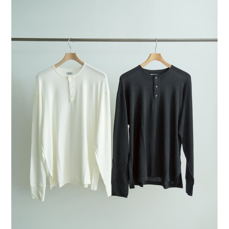 MAATEE&SONS L/S HENRY NECK TEE | MusterWerk