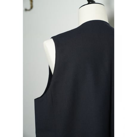LEA BOBERG Ex. D.W.VEST - BRITISH HIGH TWIST WOOL/STANDEVEN