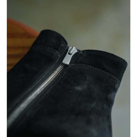 Post Production Side Zip Boots "Waxed Ezojika Suede"