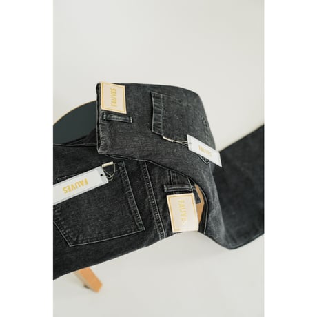 FAUVES Ex. 560 NUVO "FADE BLACK"