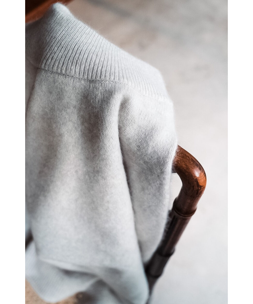 walenode Ex. Tundra Bluefox / Kyushin sweater |