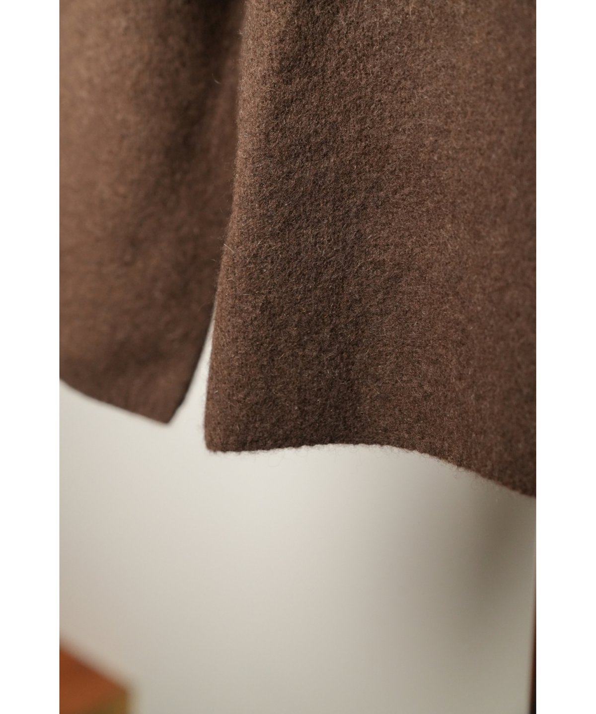 walenode Innocent YAK deep V-neck sweater | Mus