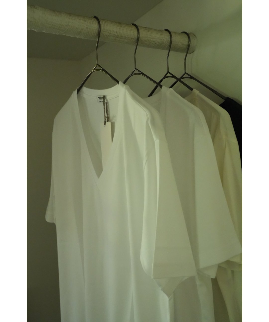 MAATEE&SONS 極みCOTTON V NECK TEE | MusterWerk