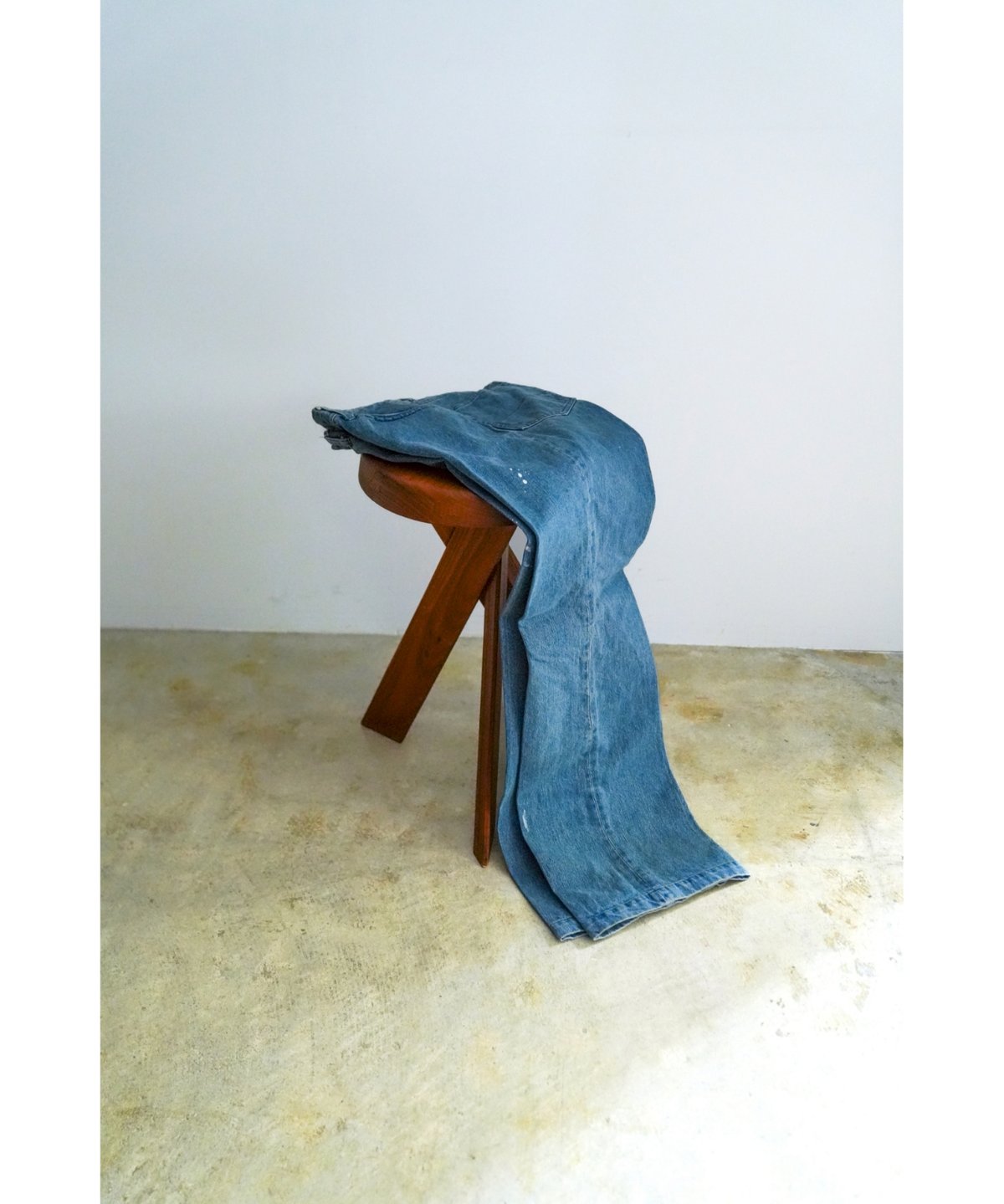 RAINMAKER Ex. PAINTED DENIM SEMI FLARED TROUSER