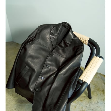 The CLASIK LEATHER JACKET