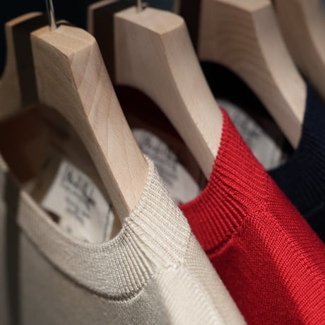 Olde H & Daughter SILK PLAIN STITCH CREW NECK KNITWEAR