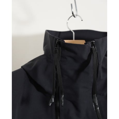 RAINMAKER BREATHABLE WATERPROOF MONSTER PARKA