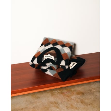 slopeslow BRUSHED DOUBLE JACQUARD V NECK SWEATER
