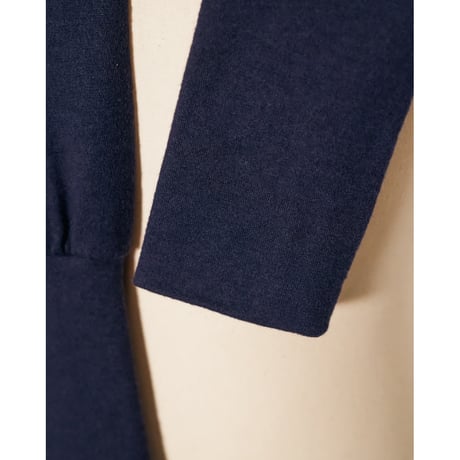 barbell object wool stole