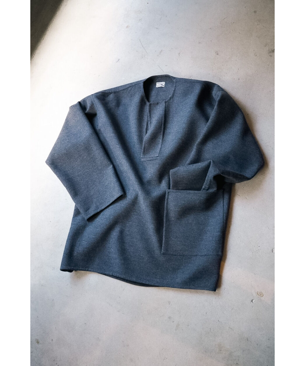 POSTELEGANT Fine Wool Rever Top | MusterWerk