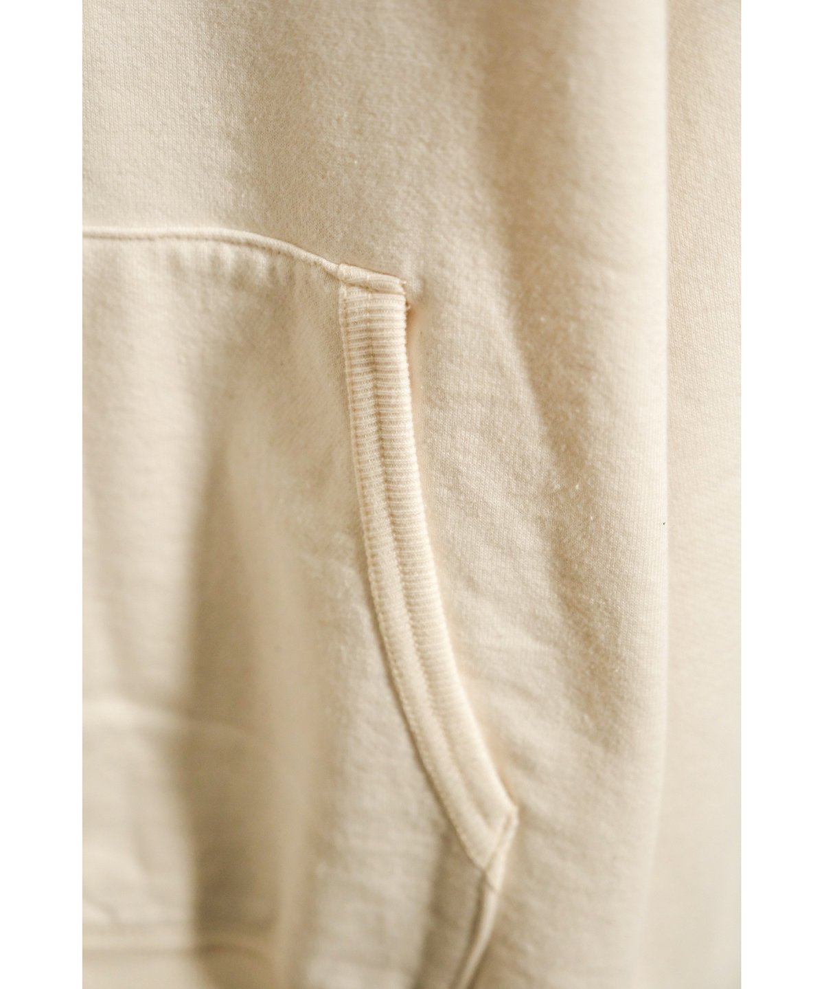 NICENESS COURTNEY | MusterWerk