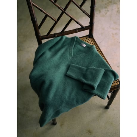 MAATEE&SONS CASHMERE 圧縮V SWEATER
