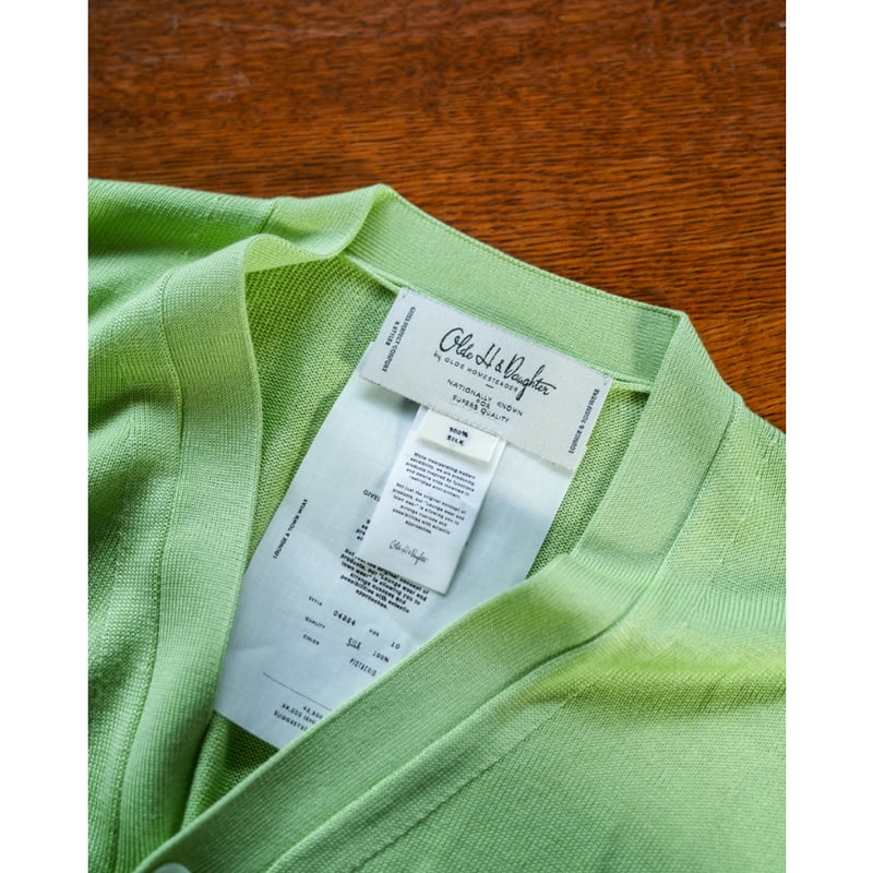 Olde H & Daughter SILK PLAIN STITCH CARDIGAN |