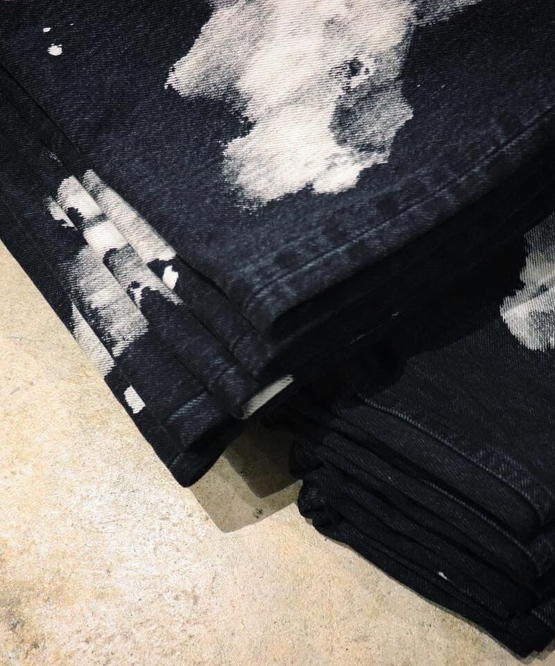 ANCELLM Ex. 5P DENIM PANTS-COW PATTERN BLEACH |