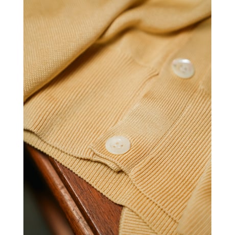 Olde H & Daughter Ex. GOLDEN SILK PLAIN STITCH CARDIGAN