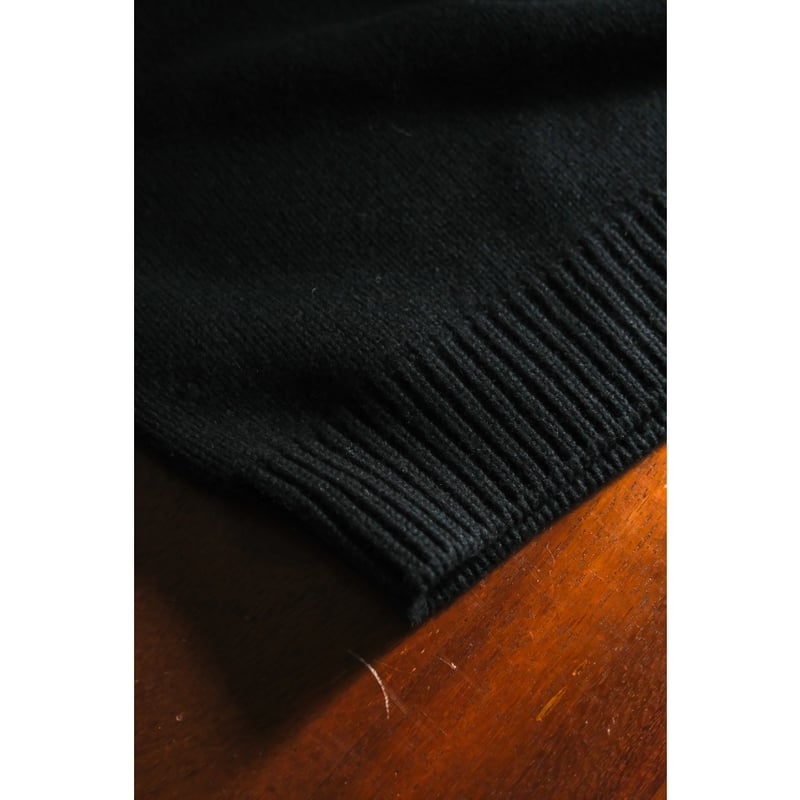 Olde H & Daughter BABY CASHMERE CREW NECK P/O |