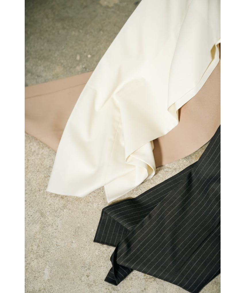 BIBOJA High Waisted Flare Trousers - No Pleat/S