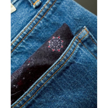 MAATEE&SONS Ex. CASHMERE HANDKERCHIEF