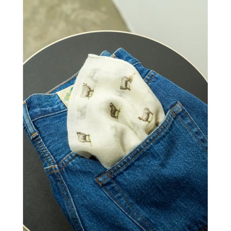 MAATEE&SONS Ex. CASHMERE HANDKERCHIEF