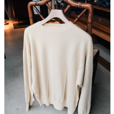 Olde H & Daughter AGED CASHMERE PLAIN STITCH CREW NECK P/O