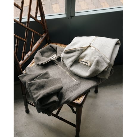 Slopeslow Ex.WOOL FRENCH TERRY HALF ZIP SWEATSHIRT