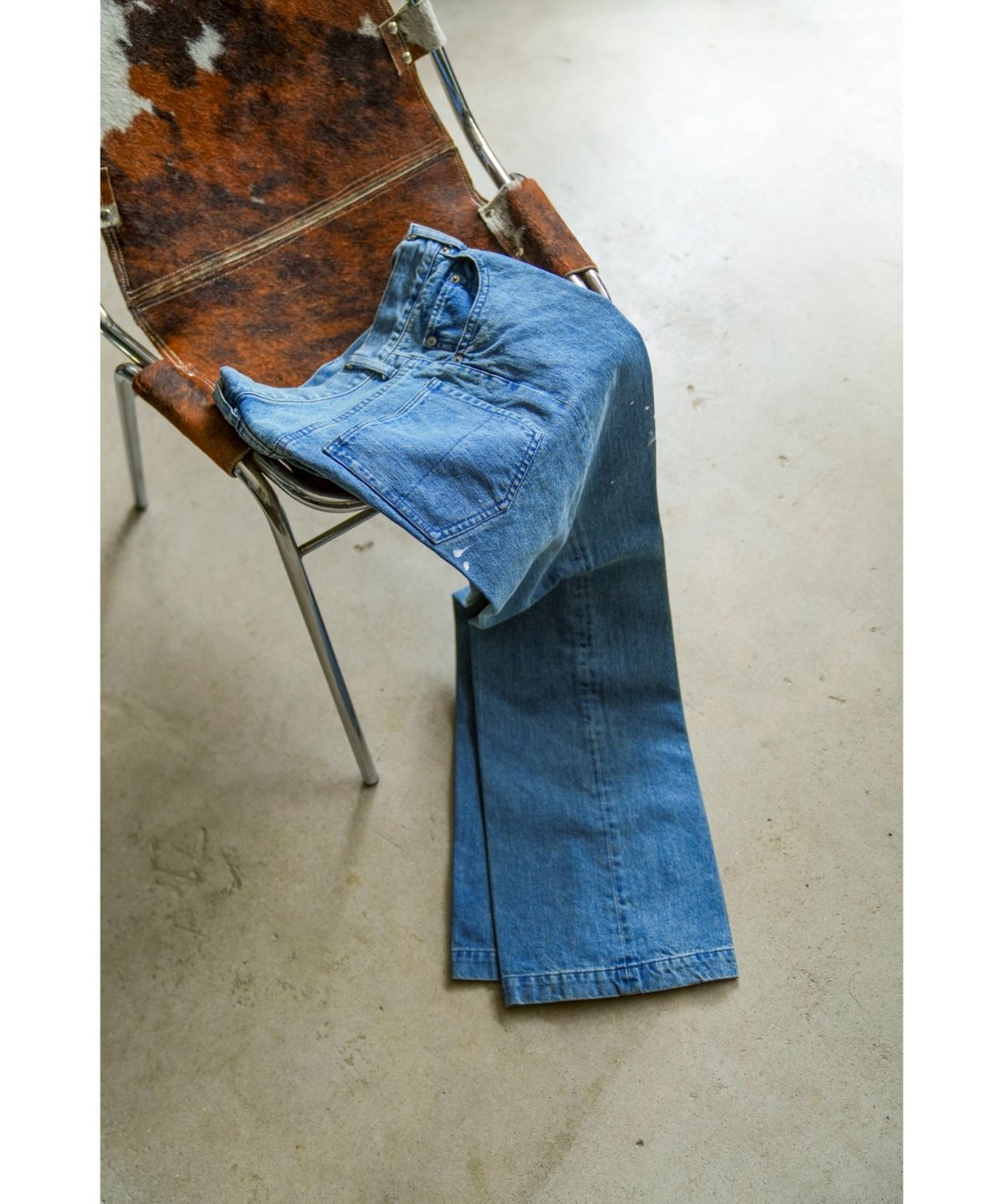 RAINMAKER Ex. PAINTED DENIM SEMI FLARED TROUSER