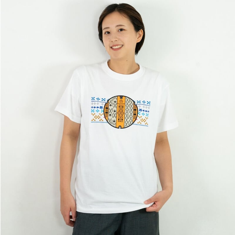 那覇市 マンホールTシャツ（ミンサー） | JAPAN UNDERGROUND