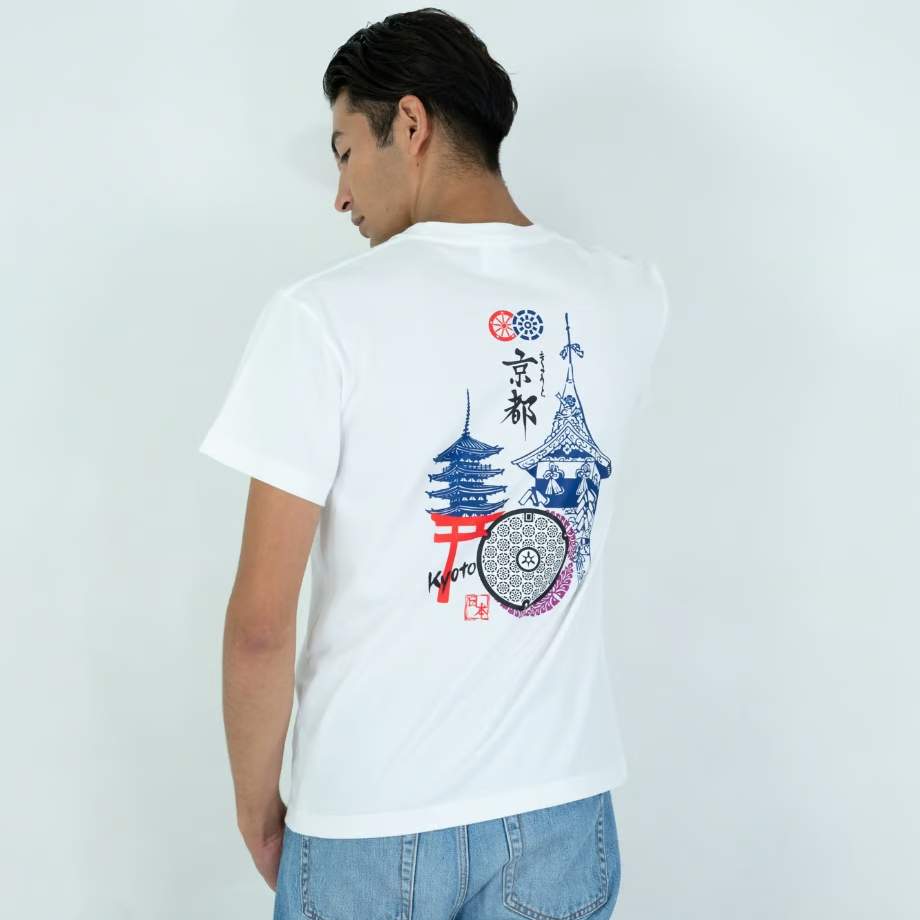 京都市 マンホールTシャツ(京の街並み) | JAPAN UNDERGROUND 京都市 マンホールTシャツ(京の街並み) | JAPAN UNDERGROUND