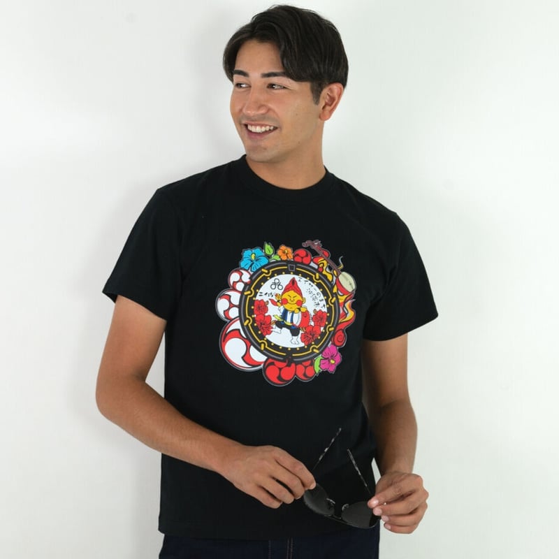 沖縄市 マンホールTシャツ（エイ坊） | JAPAN UNDERGROUND