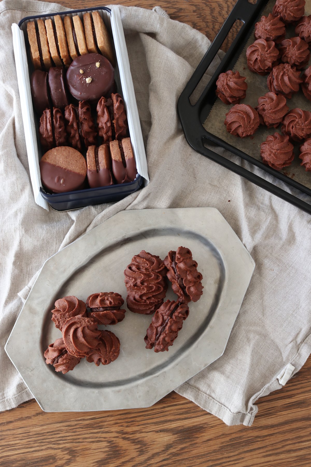 chocolat クッキーサンド缶 | ka ha na