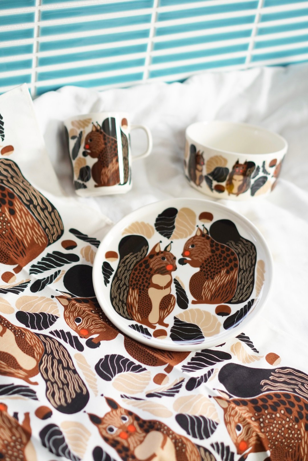 正規取扱店】マリメッコ 20cmプレート リス marimekko Oiva / Kurre