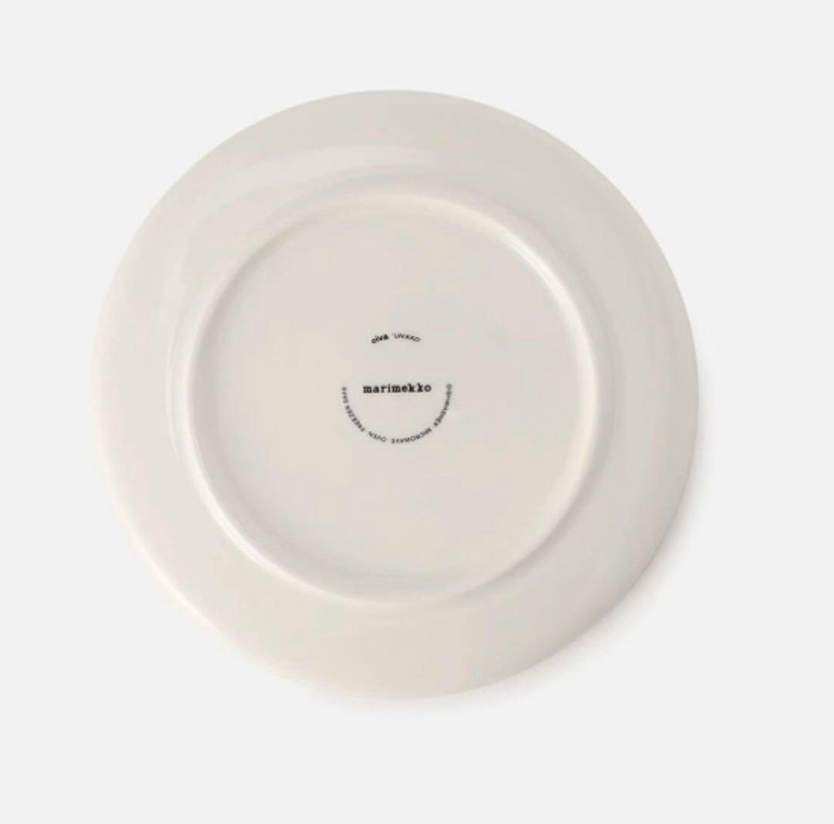 正規取扱店】アジア限定 マリメッコ 20cm プレート ウニッコ marimekko