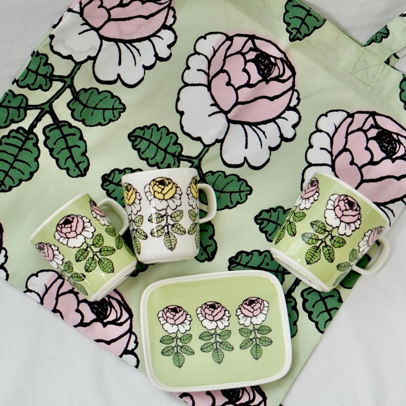 フィンランド限定】 日本未発売 2026 marimekko マリメッコ vihikruus