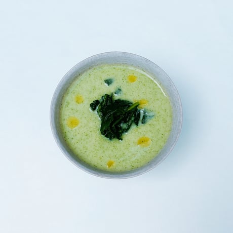ほうれん草を味わうスープ