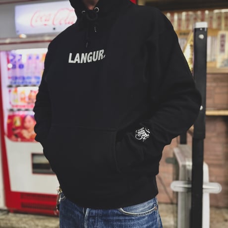 LANGUR LOGO PULL OVER HOODIE black