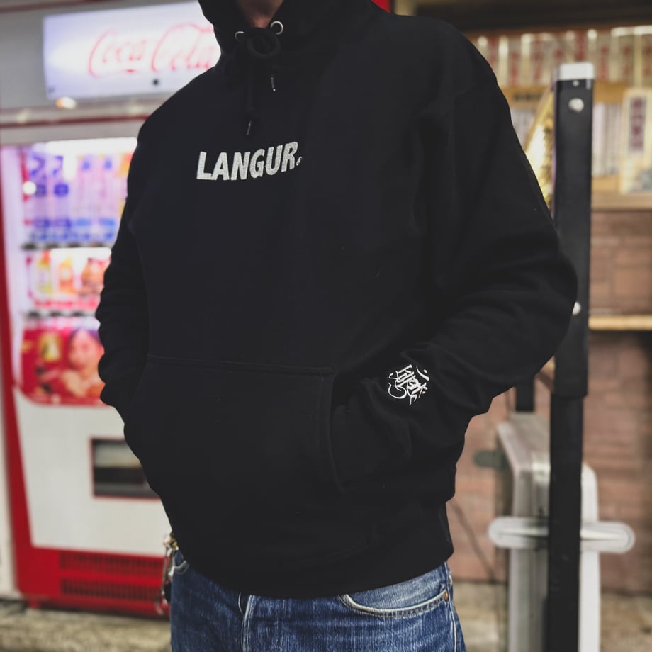 697c1e4af5e14018679ce0b3