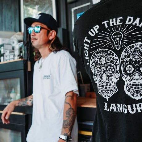 "LIGHT UP THE DARKNESS"  SKULL  SHORT SLEEVE