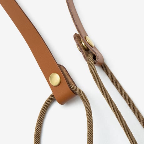 TANGO Pouch / White × Brown
