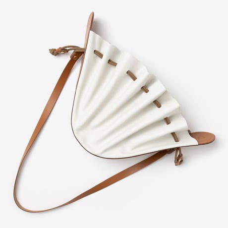 TANGO Pouch / White × Brown