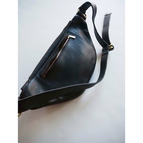 MANOUTIL×Ii/Leather Funny Pack
