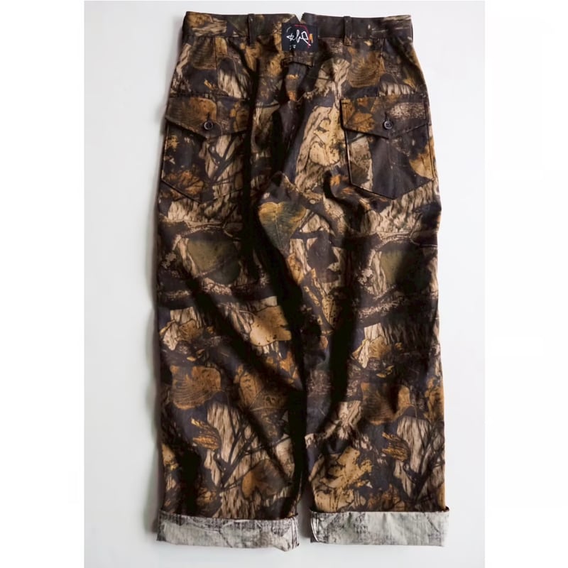 WILLOW PANTS　ウィローパンツ　ショートパンツ　TREE CAMO　2 WILLOW PANTS ウィローパンツ ショートパンツ TREE CAMO 2