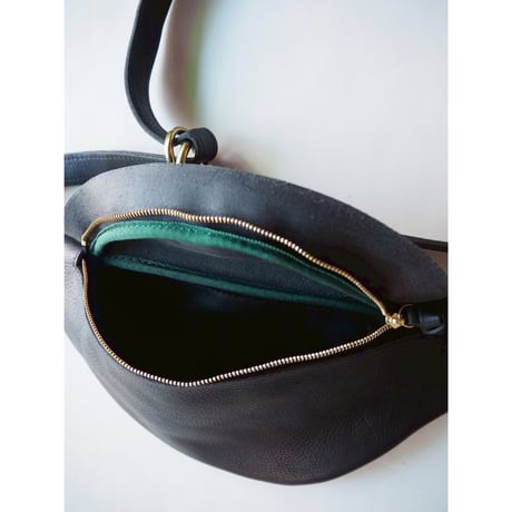 MANOUTIL×Ii/Leather Funny Pack
