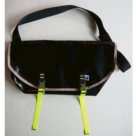 Melbourne Money Bag/Saturday Through Sunday Bag.