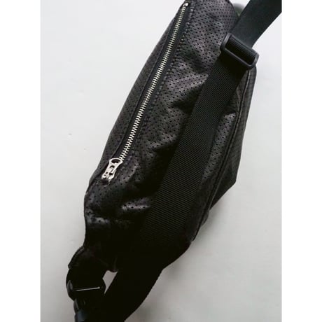 willowpants/R-015 Funny Pack(punching cow leather)