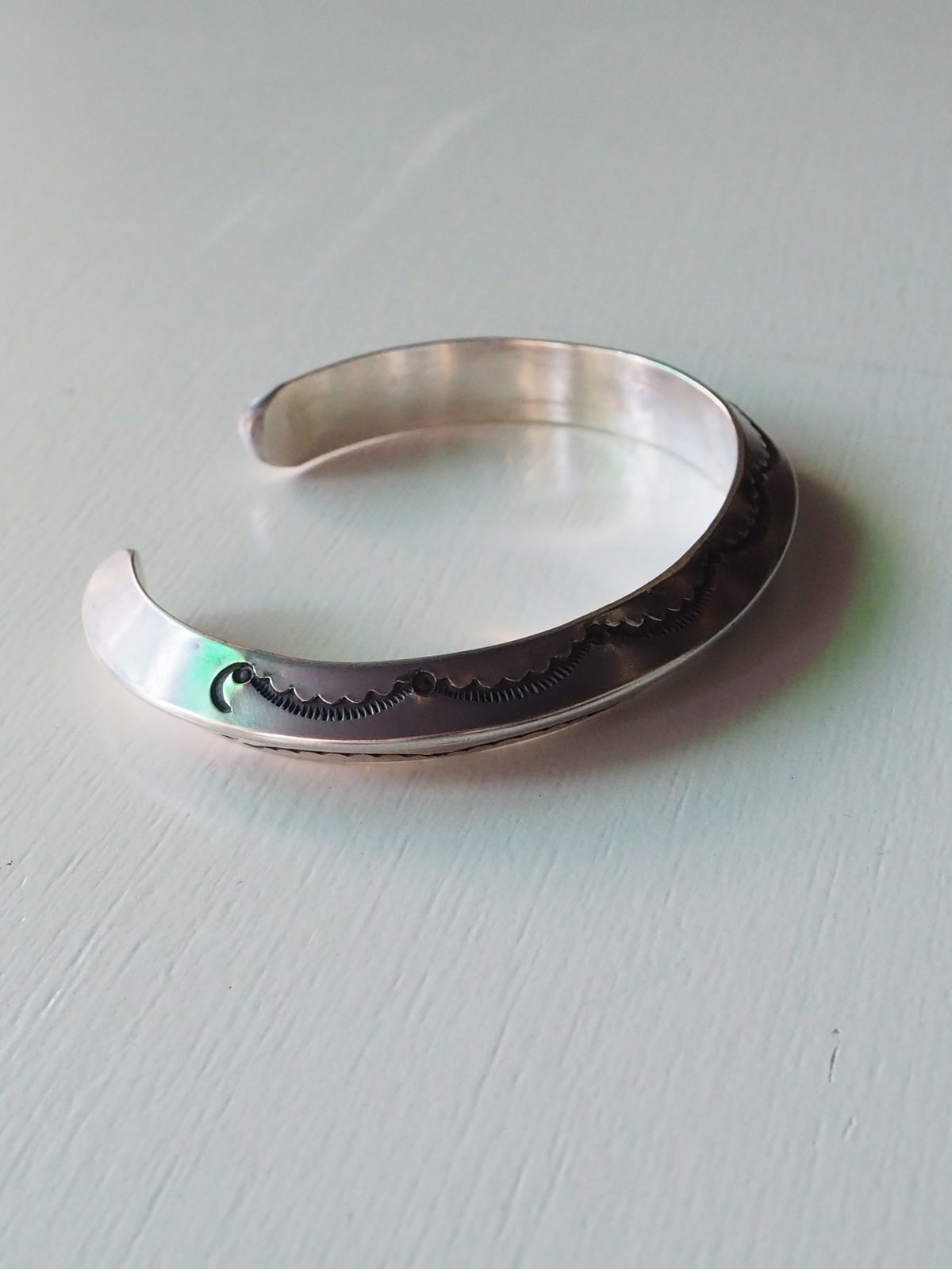 Edison Sandy Smith/ Triangle Stamp Bangle | Ii